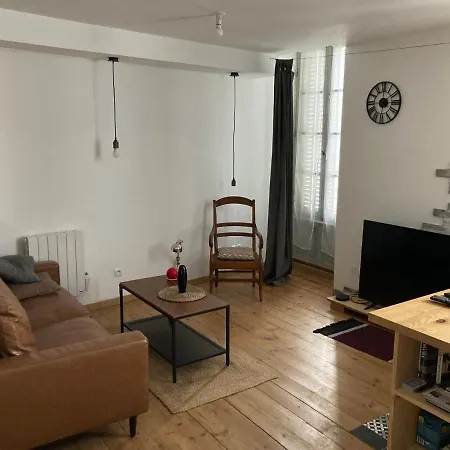 Au Coeur D'une Thermale Apartamento Jonzac