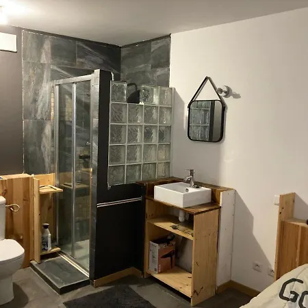 Apartment Au Coeur D'une Thermale *